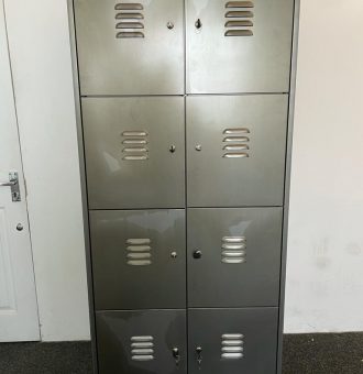 Shut door lockers